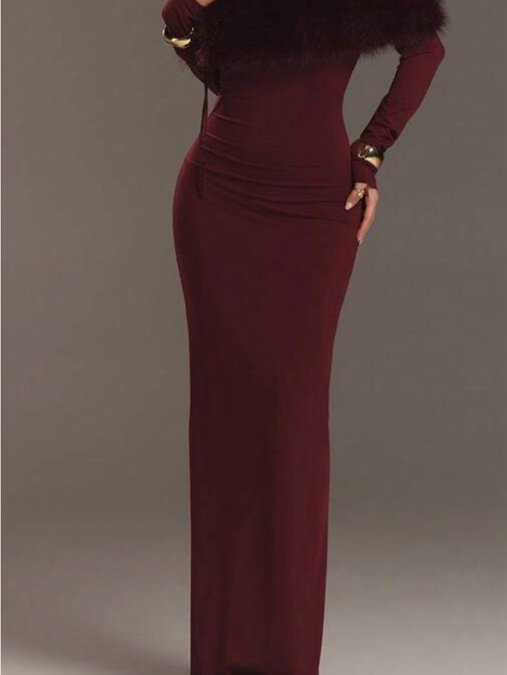 Elegant Burgundy Long Sleeve Evening Gown